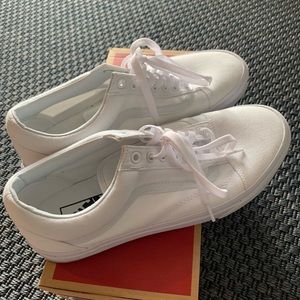 Men’s vans old skool all white canvas
